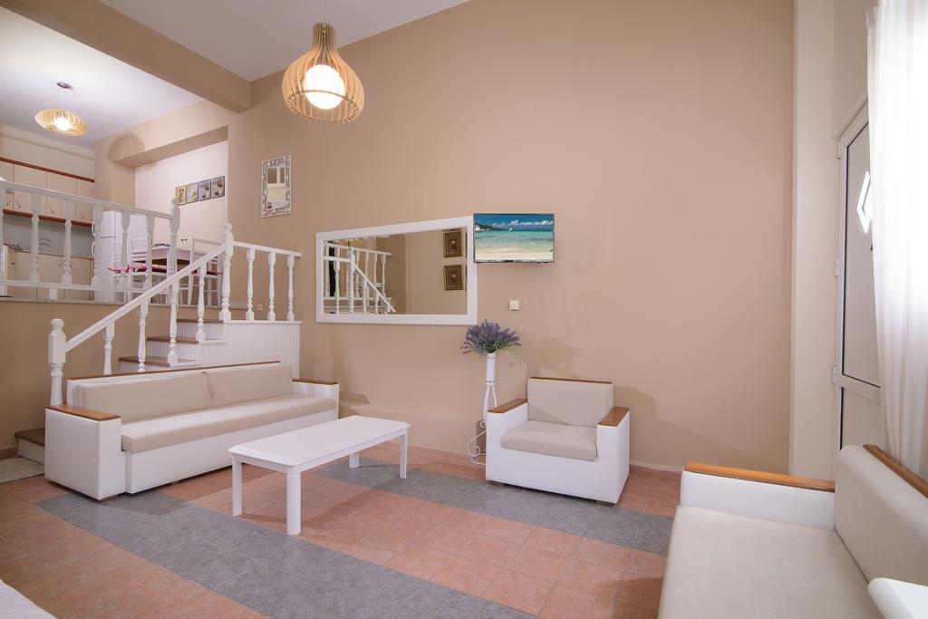 Family Inn Apartments&Suites Neos Marmaras Eksteriør bilde